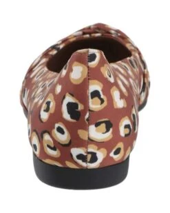 Naturalizer Women Flats Renata, Brown Multi Spotted Leopard Fabric -Naturalizer shop 61OjSS2AsUL. AC SR736920